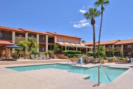 3 Palms Tucson Pool side